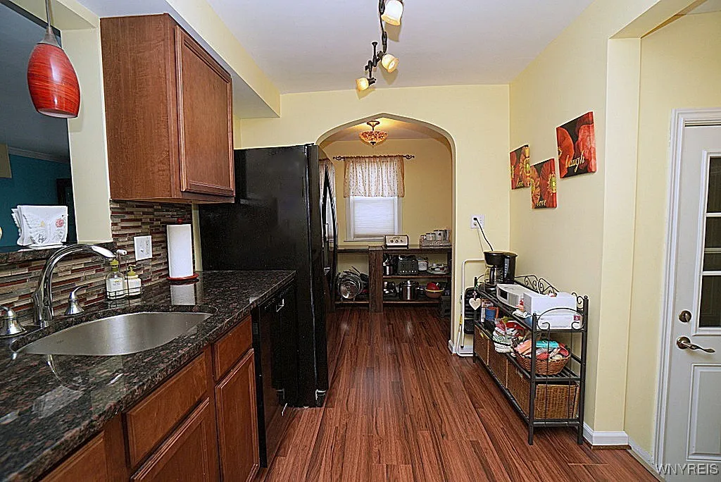 46 Linden Avenue, Tonawanda, New York 14217, Tonawanda, New York 14217, 3 Bedrooms Bedrooms, 7 Rooms Rooms,1 BathroomBathrooms,Residential,For Sale,46 Linden Avenue, Tonawanda, New York 14217,B1621654