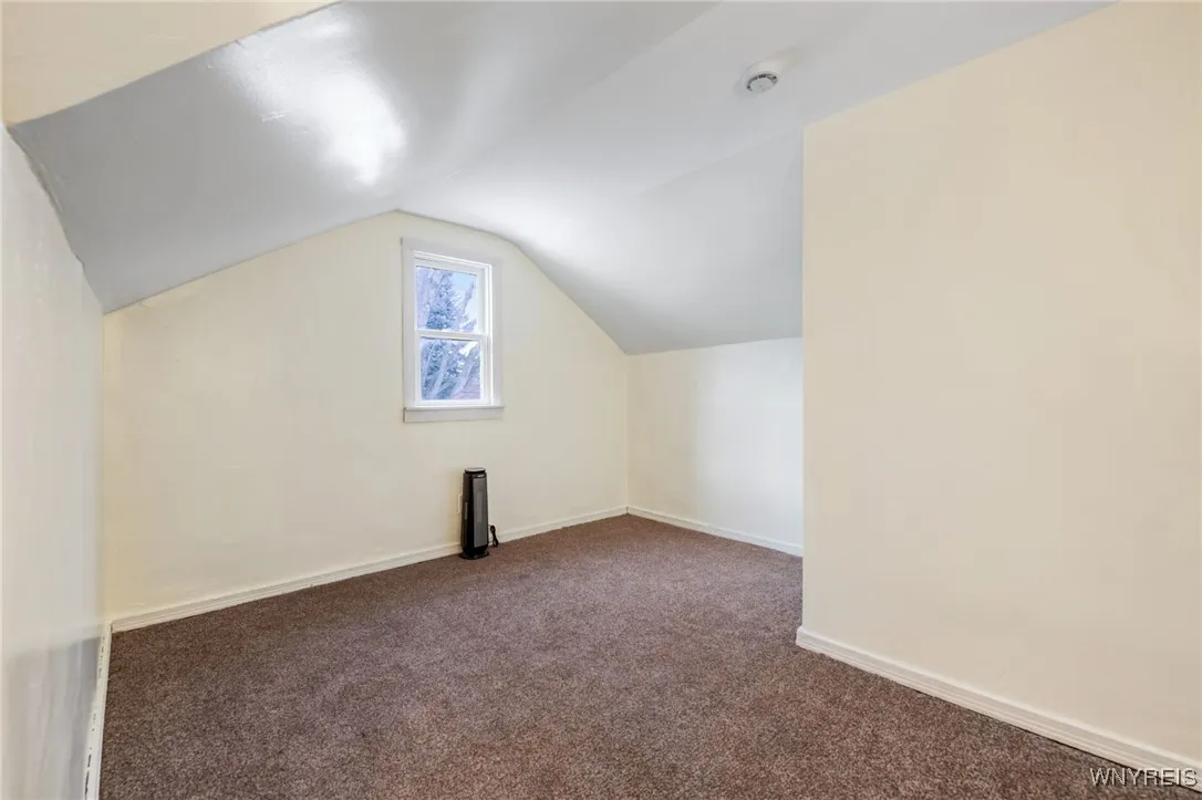 321 Eggert Road, Cheektowaga, New York 14215, Cheektowaga, New York 14215, 4 Bedrooms Bedrooms, 7 Rooms Rooms,1 BathroomBathrooms,Residential Lease,For Rent,321 Eggert Road, Cheektowaga, New York 14215,B1621628