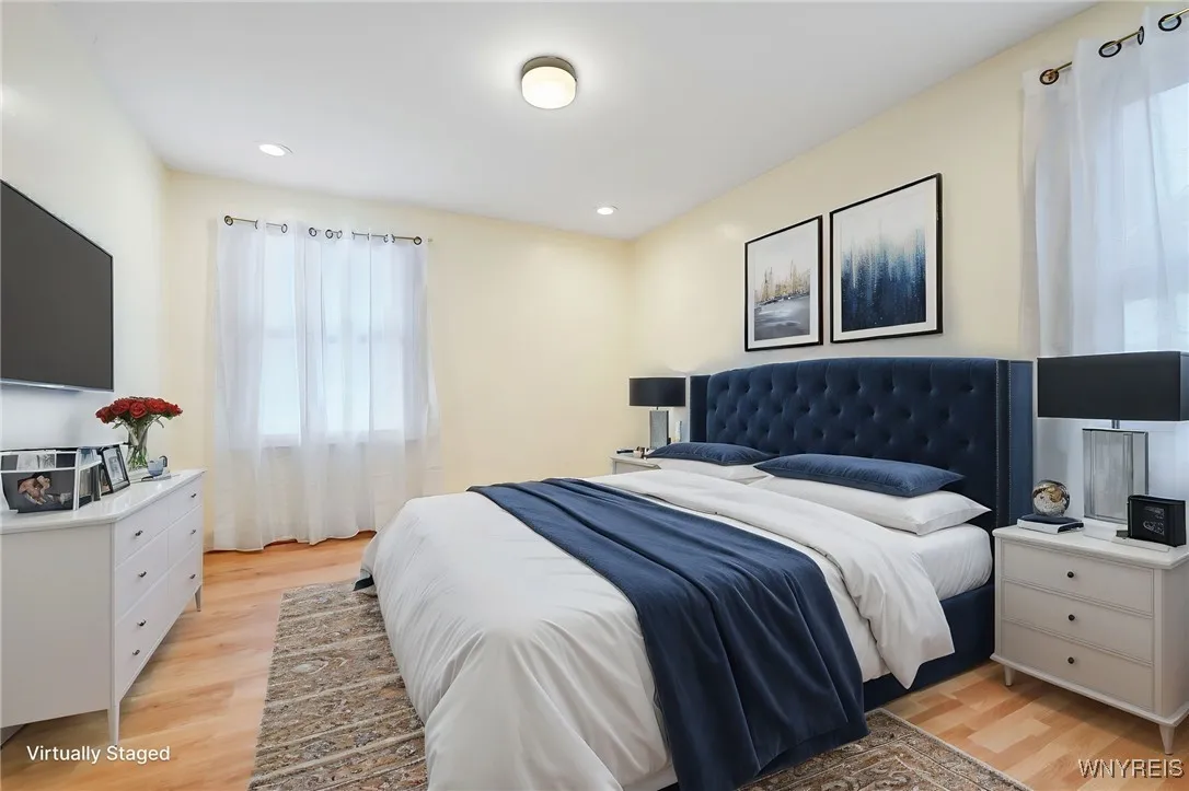 321 Eggert Road, Cheektowaga, New York 14215, Cheektowaga, New York 14215, 4 Bedrooms Bedrooms, 7 Rooms Rooms,1 BathroomBathrooms,Residential Lease,For Rent,321 Eggert Road, Cheektowaga, New York 14215,B1621628