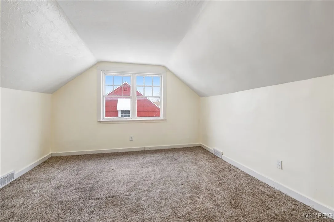 321 Eggert Road, Cheektowaga, New York 14215, Cheektowaga, New York 14215, 4 Bedrooms Bedrooms, 7 Rooms Rooms,1 BathroomBathrooms,Residential Lease,For Rent,321 Eggert Road, Cheektowaga, New York 14215,B1621628