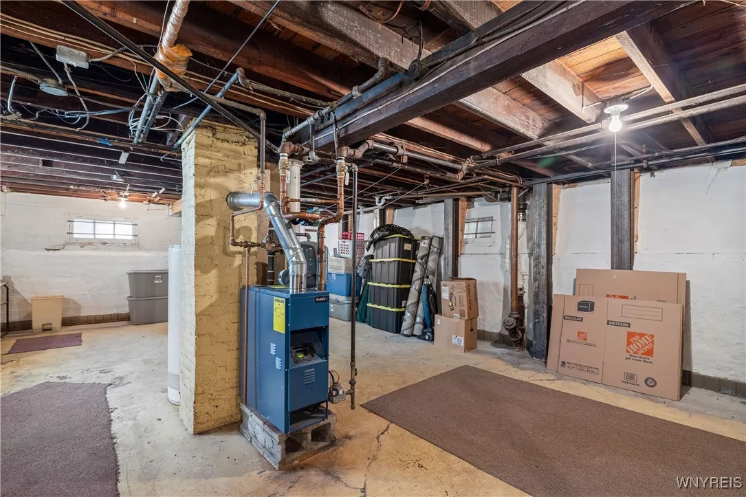 305 Warwick Ave Avenue, Buffalo, New York 14215, Buffalo, New York 14215, 5 Bedrooms Bedrooms, 8 Rooms Rooms,1 BathroomBathrooms,Residential,For Sale,305 Warwick Ave Avenue, Buffalo, New York 14215,B1621457