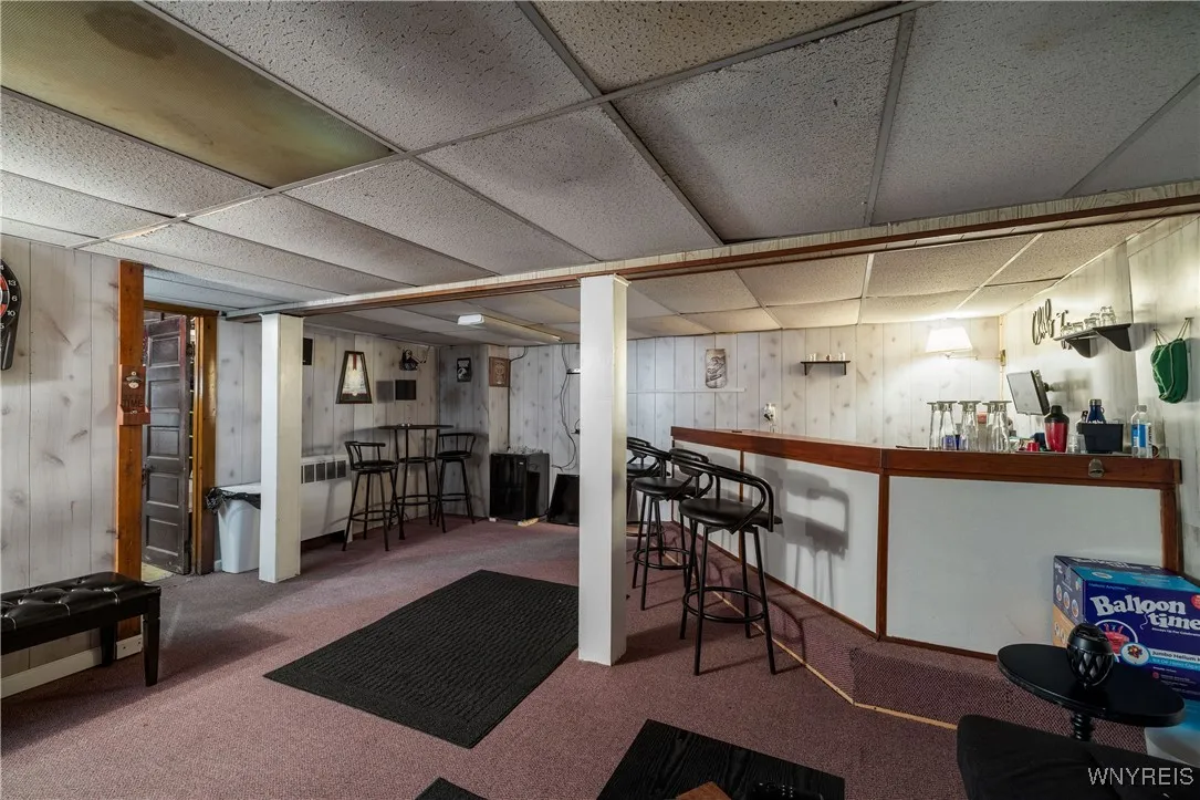 305 Warwick Ave Avenue, Buffalo, New York 14215, Buffalo, New York 14215, 5 Bedrooms Bedrooms, 8 Rooms Rooms,1 BathroomBathrooms,Residential,For Sale,305 Warwick Ave Avenue, Buffalo, New York 14215,B1621457