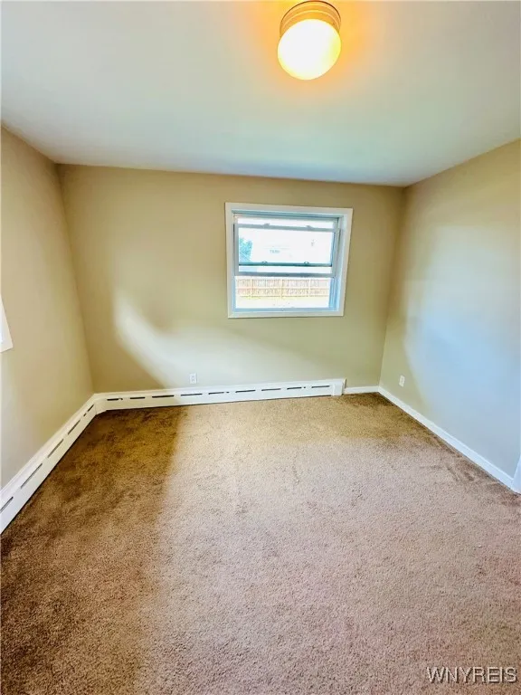 268 Cass Avenue, Cheektowaga, New York 14206, Cheektowaga, New York 14206, 3 Bedrooms Bedrooms, 5 Rooms Rooms,2 BathroomsBathrooms,Residential Lease,For Rent,268 Cass Avenue, Cheektowaga, New York 14206,B1621881
