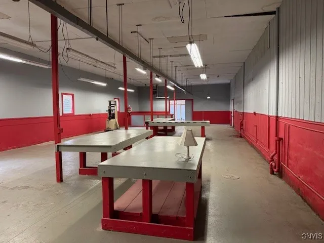 2262 sq. ft of open warehouse space!