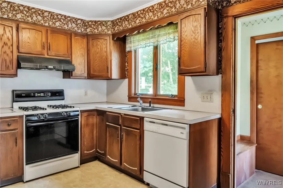 480 Prospect Avenue, Aurora, New York 14052, Aurora, New York 14052, 3 Bedrooms Bedrooms, 7 Rooms Rooms,2 BathroomsBathrooms,Residential,Closed,480 Prospect Avenue, Aurora, New York 14052,0,B1621828