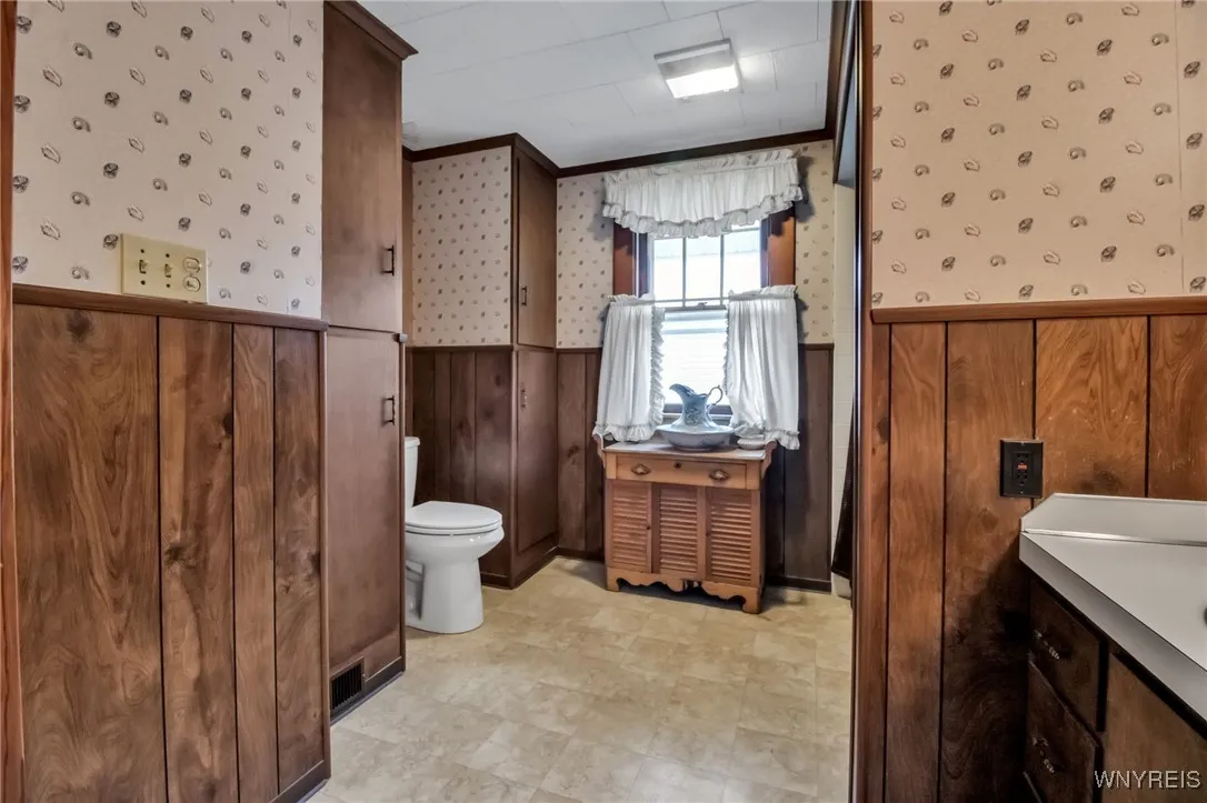 480 Prospect Avenue, Aurora, New York 14052, Aurora, New York 14052, 3 Bedrooms Bedrooms, 7 Rooms Rooms,2 BathroomsBathrooms,Residential,Closed,480 Prospect Avenue, Aurora, New York 14052,0,B1621828