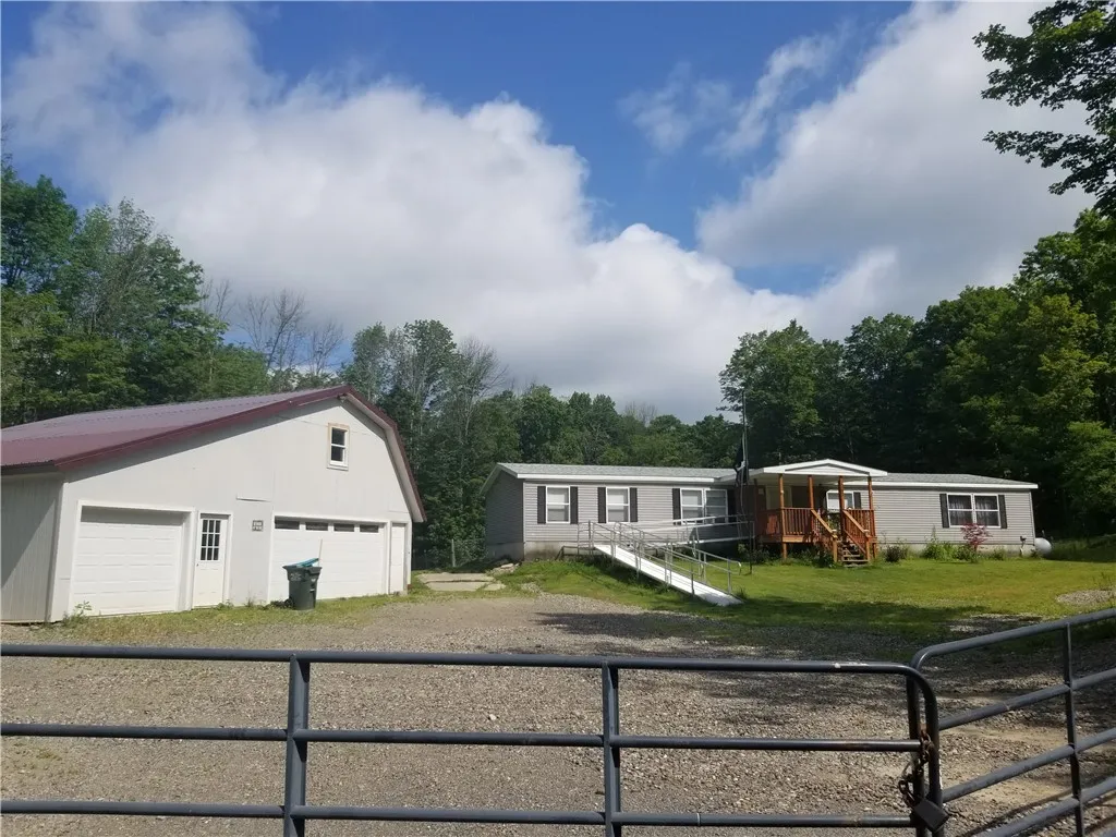 287 Plymouth-north Norwich Road, Plymouth, New Yor, Plymouth, New York 13832, 4 Bedrooms Bedrooms, 11 Rooms Rooms,2 BathroomsBathrooms,Residential,For Sale,287 Plymouth-north Norwich Road, Plymouth, New Yor,R1621206