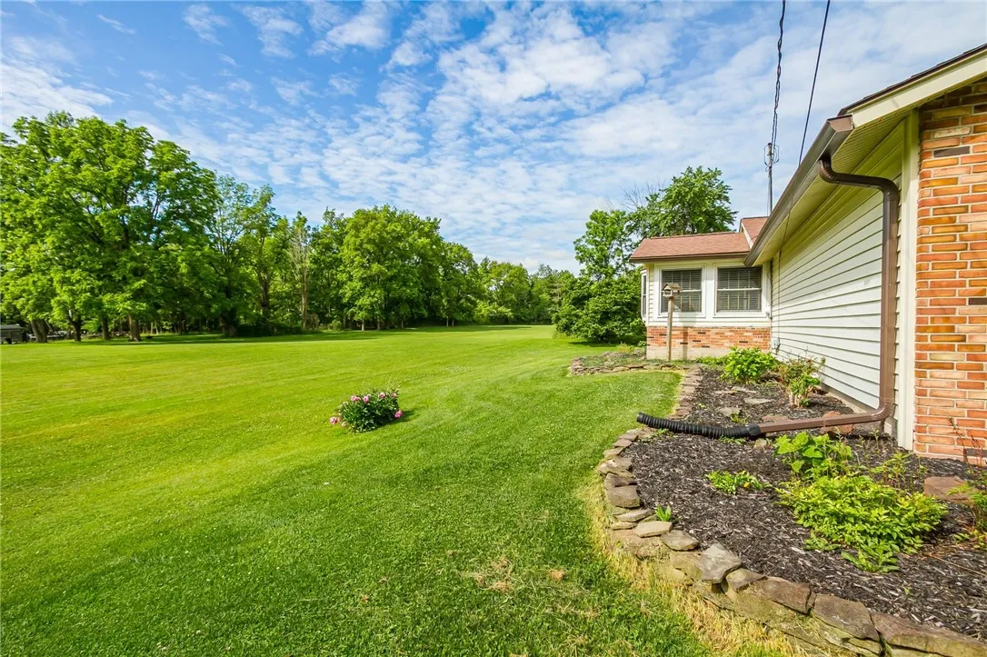 226 North Pearl Street, Canandaigua City, New York, Canandaigua City, New York 14424, 3 Bedrooms Bedrooms, 7 Rooms Rooms,1 BathroomBathrooms,Residential,For Sale,226 North Pearl Street, Canandaigua City, New York,R1621534