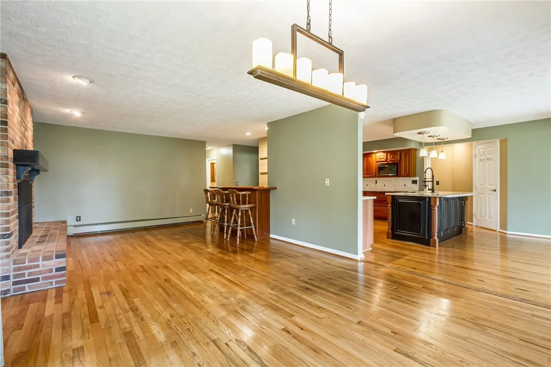 226 North Pearl Street, Canandaigua City, New York, Canandaigua City, New York 14424, 3 Bedrooms Bedrooms, 7 Rooms Rooms,1 BathroomBathrooms,Residential,For Sale,226 North Pearl Street, Canandaigua City, New York,R1621534