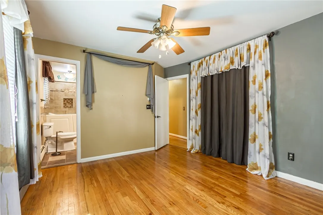 226 North Pearl Street, Canandaigua City, New York, Canandaigua City, New York 14424, 3 Bedrooms Bedrooms, 7 Rooms Rooms,1 BathroomBathrooms,Residential,For Sale,226 North Pearl Street, Canandaigua City, New York,R1621534