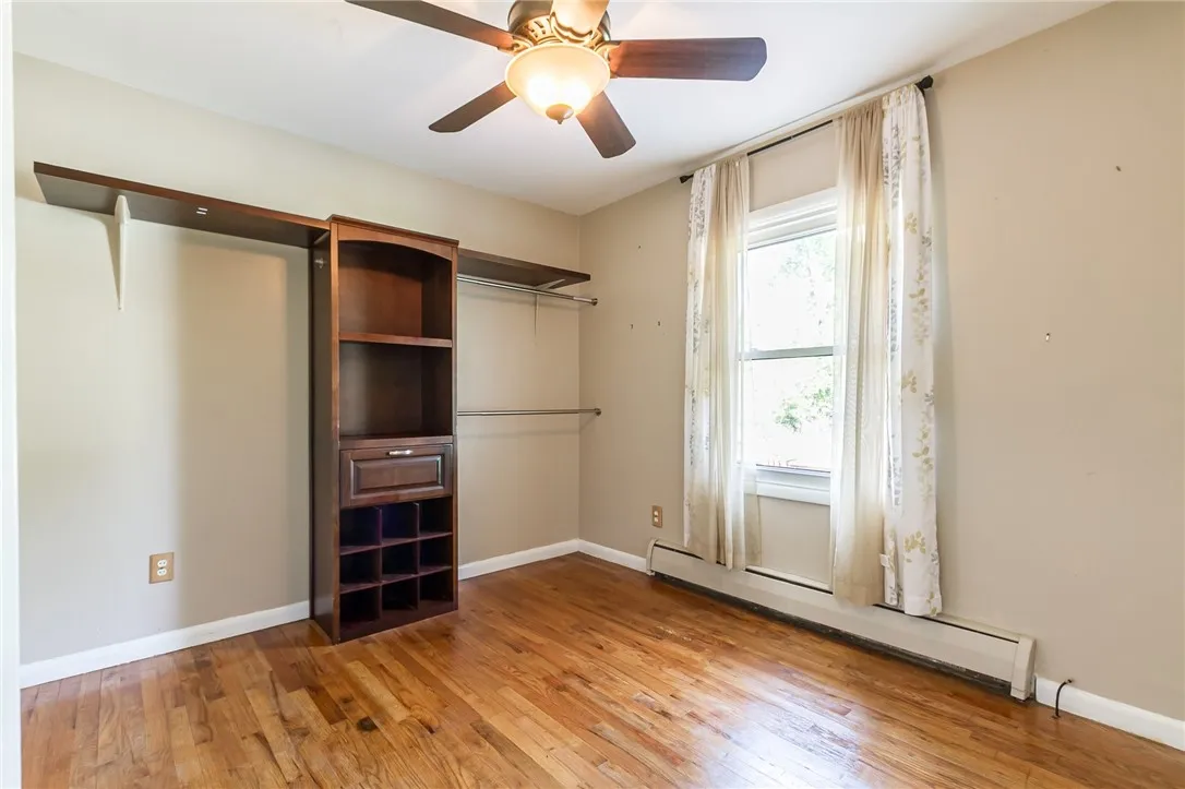226 North Pearl Street, Canandaigua City, New York, Canandaigua City, New York 14424, 3 Bedrooms Bedrooms, 7 Rooms Rooms,1 BathroomBathrooms,Residential,For Sale,226 North Pearl Street, Canandaigua City, New York,R1621534