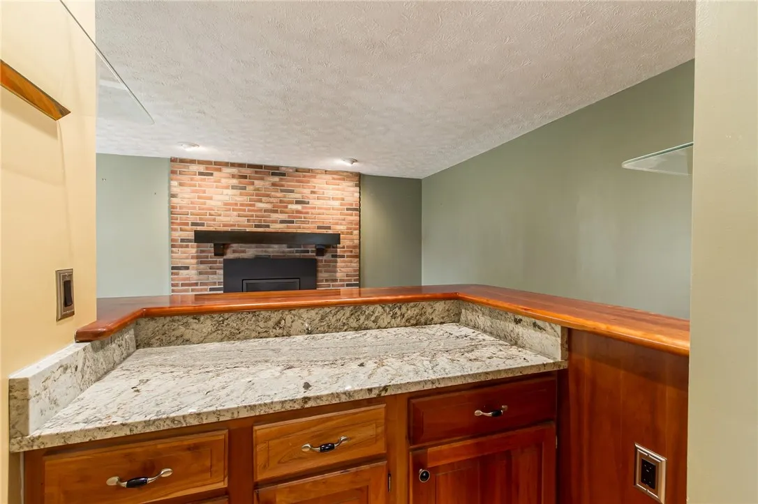 226 North Pearl Street, Canandaigua City, New York, Canandaigua City, New York 14424, 3 Bedrooms Bedrooms, 7 Rooms Rooms,1 BathroomBathrooms,Residential,For Sale,226 North Pearl Street, Canandaigua City, New York,R1621534