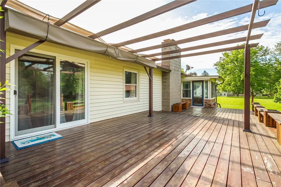 226 North Pearl Street, Canandaigua City, New York, Canandaigua City, New York 14424, 3 Bedrooms Bedrooms, 7 Rooms Rooms,1 BathroomBathrooms,Residential,For Sale,226 North Pearl Street, Canandaigua City, New York,R1621534