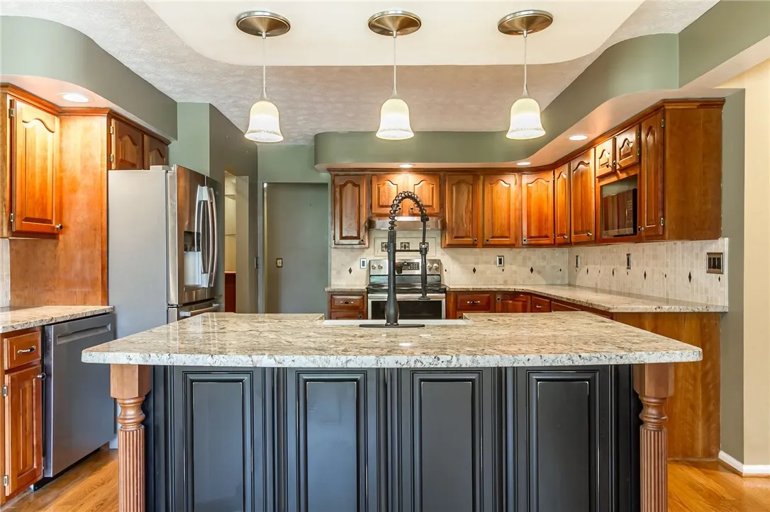 226 North Pearl Street, Canandaigua City, New York, Canandaigua City, New York 14424, 3 Bedrooms Bedrooms, 7 Rooms Rooms,1 BathroomBathrooms,Residential,For Sale,226 North Pearl Street, Canandaigua City, New York,R1621534