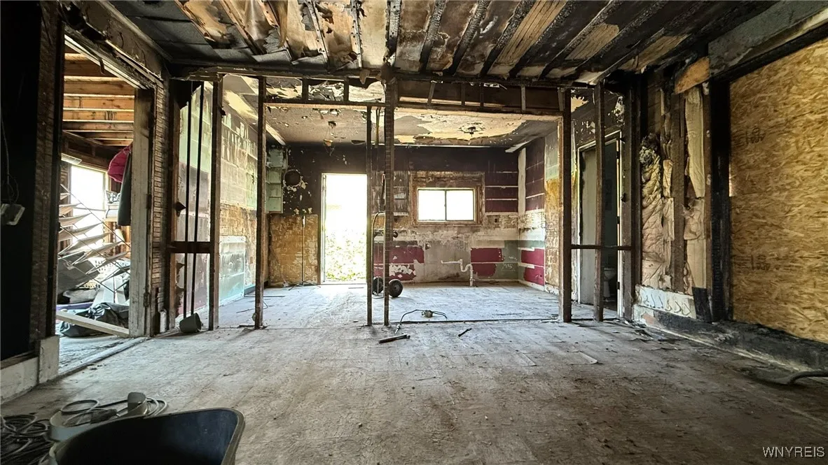 8713 Main Street, Somerset, New York 14012, Somerset, New York 14012, 3 Bedrooms Bedrooms, 8 Rooms Rooms,1 BathroomBathrooms,Residential,For Sale,8713 Main Street, Somerset, New York 14012,B1621594