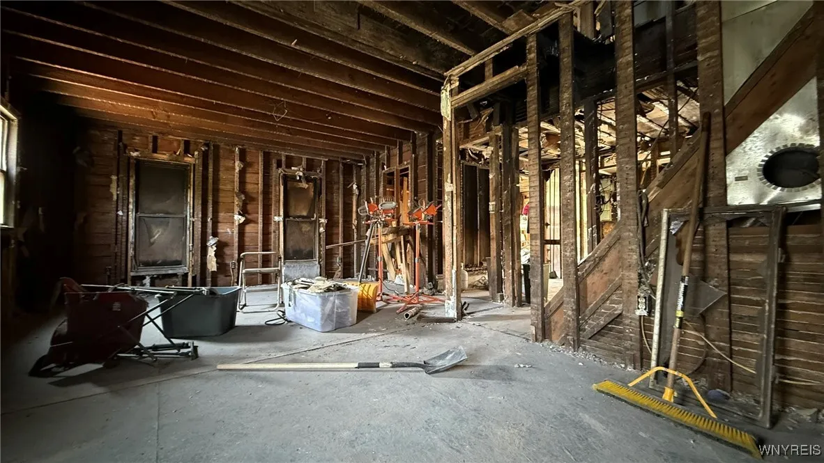 8713 Main Street, Somerset, New York 14012, Somerset, New York 14012, 3 Bedrooms Bedrooms, 8 Rooms Rooms,1 BathroomBathrooms,Residential,For Sale,8713 Main Street, Somerset, New York 14012,B1621594