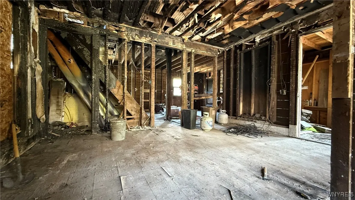 8713 Main Street, Somerset, New York 14012, Somerset, New York 14012, 3 Bedrooms Bedrooms, 8 Rooms Rooms,1 BathroomBathrooms,Residential,For Sale,8713 Main Street, Somerset, New York 14012,B1621594