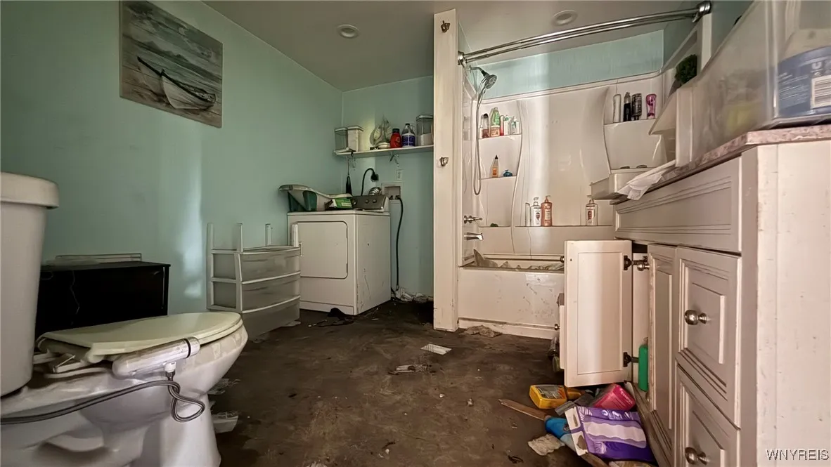 8713 Main Street, Somerset, New York 14012, Somerset, New York 14012, 3 Bedrooms Bedrooms, 8 Rooms Rooms,1 BathroomBathrooms,Residential,For Sale,8713 Main Street, Somerset, New York 14012,B1621594