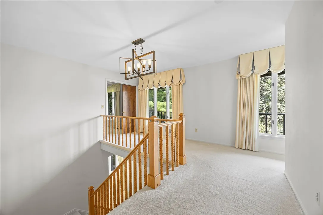 399 French Road, Pittsford, New York 14618, Pittsford, New York 14618, 4 Bedrooms Bedrooms, 9 Rooms Rooms,2 BathroomsBathrooms,Residential,For Sale,399 French Road, Pittsford, New York 14618,R1620579