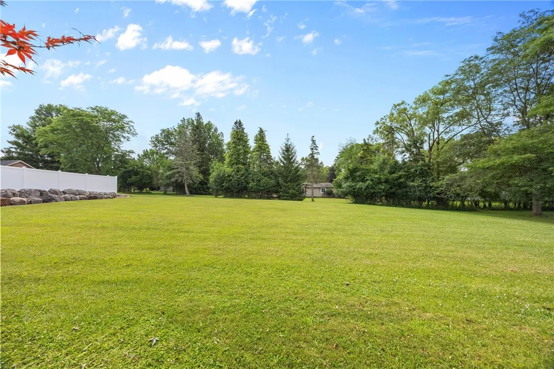 399 French Road, Pittsford, New York 14618, Pittsford, New York 14618, 4 Bedrooms Bedrooms, 9 Rooms Rooms,2 BathroomsBathrooms,Residential,For Sale,399 French Road, Pittsford, New York 14618,R1620579
