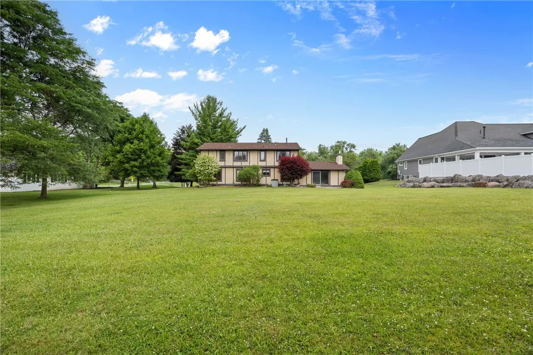 399 French Road, Pittsford, New York 14618, Pittsford, New York 14618, 4 Bedrooms Bedrooms, 9 Rooms Rooms,2 BathroomsBathrooms,Residential,For Sale,399 French Road, Pittsford, New York 14618,R1620579