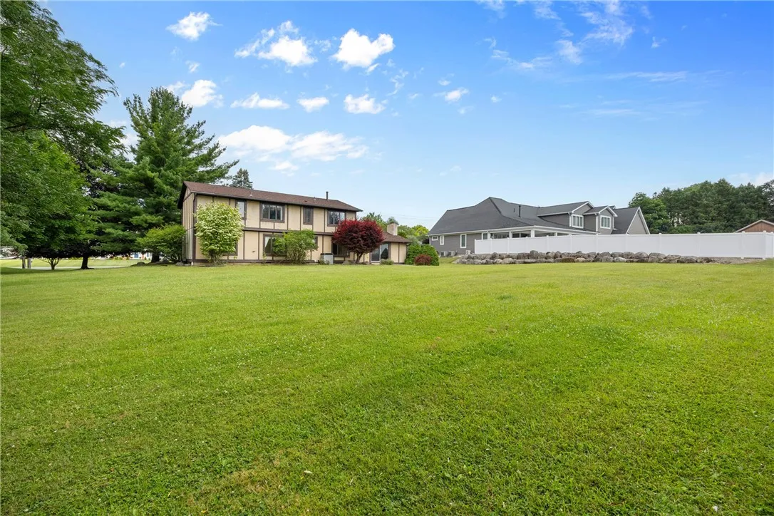 399 French Road, Pittsford, New York 14618, Pittsford, New York 14618, 4 Bedrooms Bedrooms, 9 Rooms Rooms,2 BathroomsBathrooms,Residential,For Sale,399 French Road, Pittsford, New York 14618,R1620579