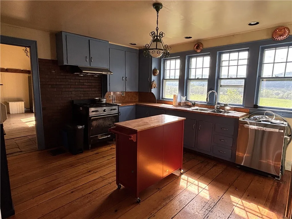 154 Westville Gulf Road, Westford, New York 12155, Westford, New York 12155, 5 Bedrooms Bedrooms, 17 Rooms Rooms,3 BathroomsBathrooms,Residential,For Sale,154 Westville Gulf Road, Westford, New York 12155,R1615040