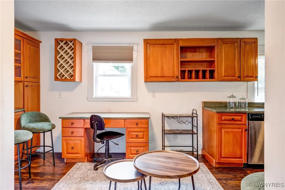1143 Kensington Avenue, Buffalo, New York 14215, Buffalo, New York 14215, 4 Bedrooms Bedrooms, 7 Rooms Rooms,1 BathroomBathrooms,Residential,For Sale,1143 Kensington Avenue, Buffalo, New York 14215,B1621895