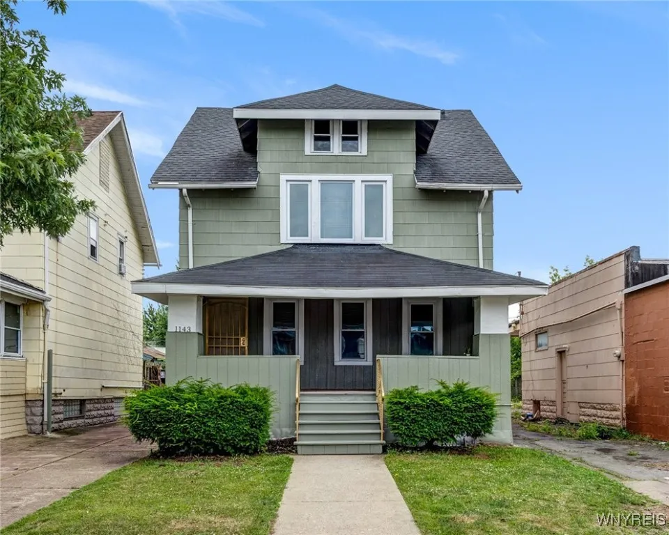 1143 Kensington Avenue, Buffalo, New York 14215, Buffalo, New York 14215, 4 Bedrooms Bedrooms, 7 Rooms Rooms,1 BathroomBathrooms,Residential,For Sale,1143 Kensington Avenue, Buffalo, New York 14215,B1621895