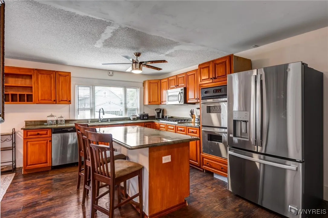 1143 Kensington Avenue, Buffalo, New York 14215, Buffalo, New York 14215, 4 Bedrooms Bedrooms, 7 Rooms Rooms,1 BathroomBathrooms,Residential,For Sale,1143 Kensington Avenue, Buffalo, New York 14215,B1621895