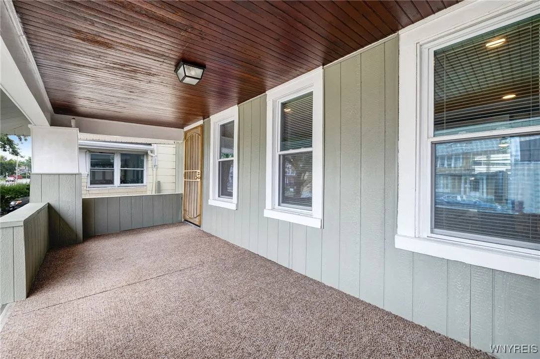 1143 Kensington Avenue, Buffalo, New York 14215, Buffalo, New York 14215, 4 Bedrooms Bedrooms, 7 Rooms Rooms,1 BathroomBathrooms,Residential,For Sale,1143 Kensington Avenue, Buffalo, New York 14215,B1621895