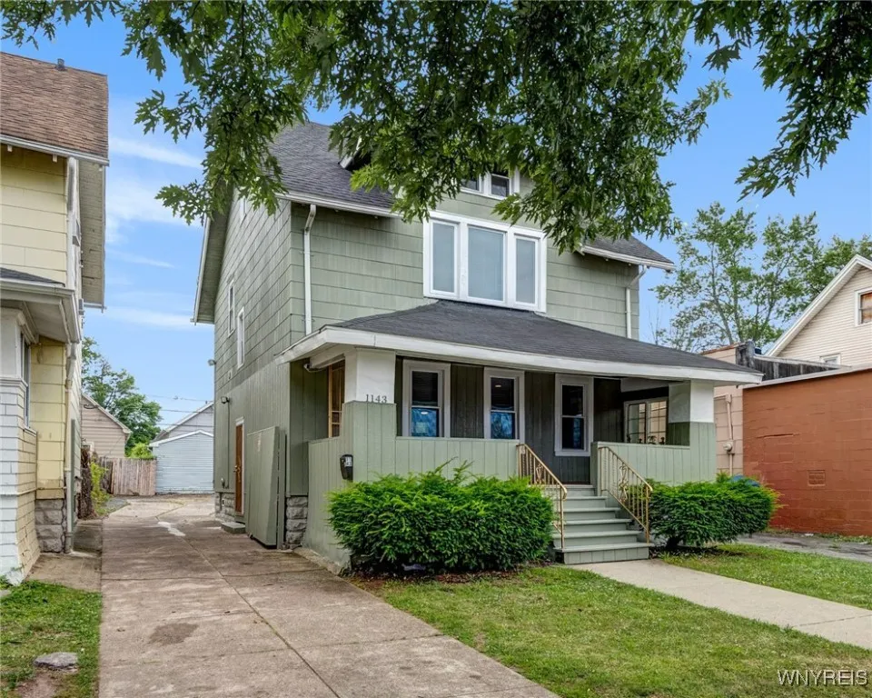 1143 Kensington Avenue, Buffalo, New York 14215, Buffalo, New York 14215, 4 Bedrooms Bedrooms, 7 Rooms Rooms,1 BathroomBathrooms,Residential,For Sale,1143 Kensington Avenue, Buffalo, New York 14215,B1621895