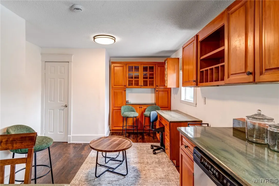 1143 Kensington Avenue, Buffalo, New York 14215, Buffalo, New York 14215, 4 Bedrooms Bedrooms, 7 Rooms Rooms,1 BathroomBathrooms,Residential,For Sale,1143 Kensington Avenue, Buffalo, New York 14215,B1621895