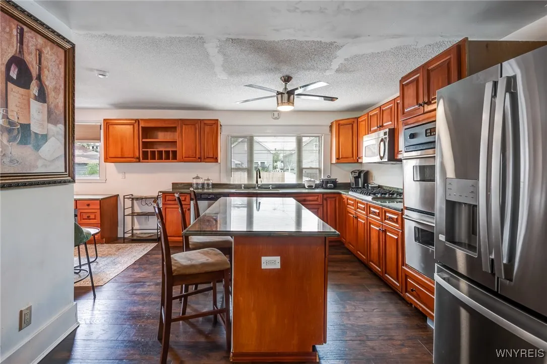 1143 Kensington Avenue, Buffalo, New York 14215, Buffalo, New York 14215, 4 Bedrooms Bedrooms, 7 Rooms Rooms,1 BathroomBathrooms,Residential,For Sale,1143 Kensington Avenue, Buffalo, New York 14215,B1621895