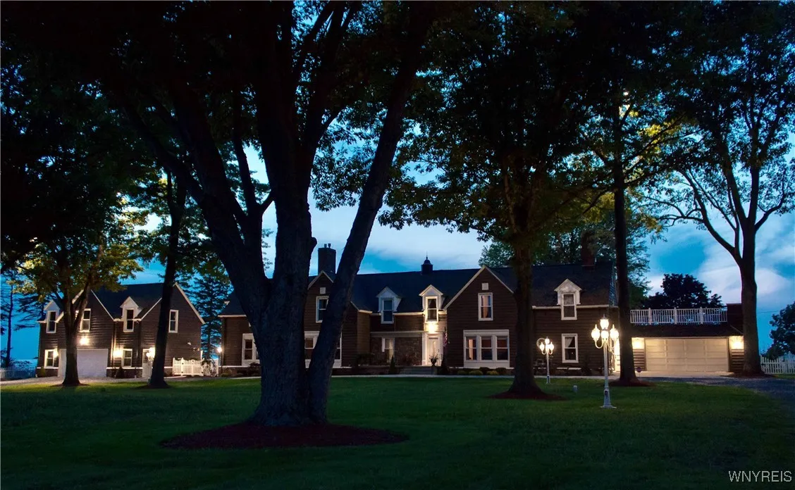 7110 Lake Shore Road, Evans, New York 14047, Evans, New York 14047, 6 Bedrooms Bedrooms, 13 Rooms Rooms,5 BathroomsBathrooms,Residential,For Sale,7110 Lake Shore Road, Evans, New York 14047,B1619866