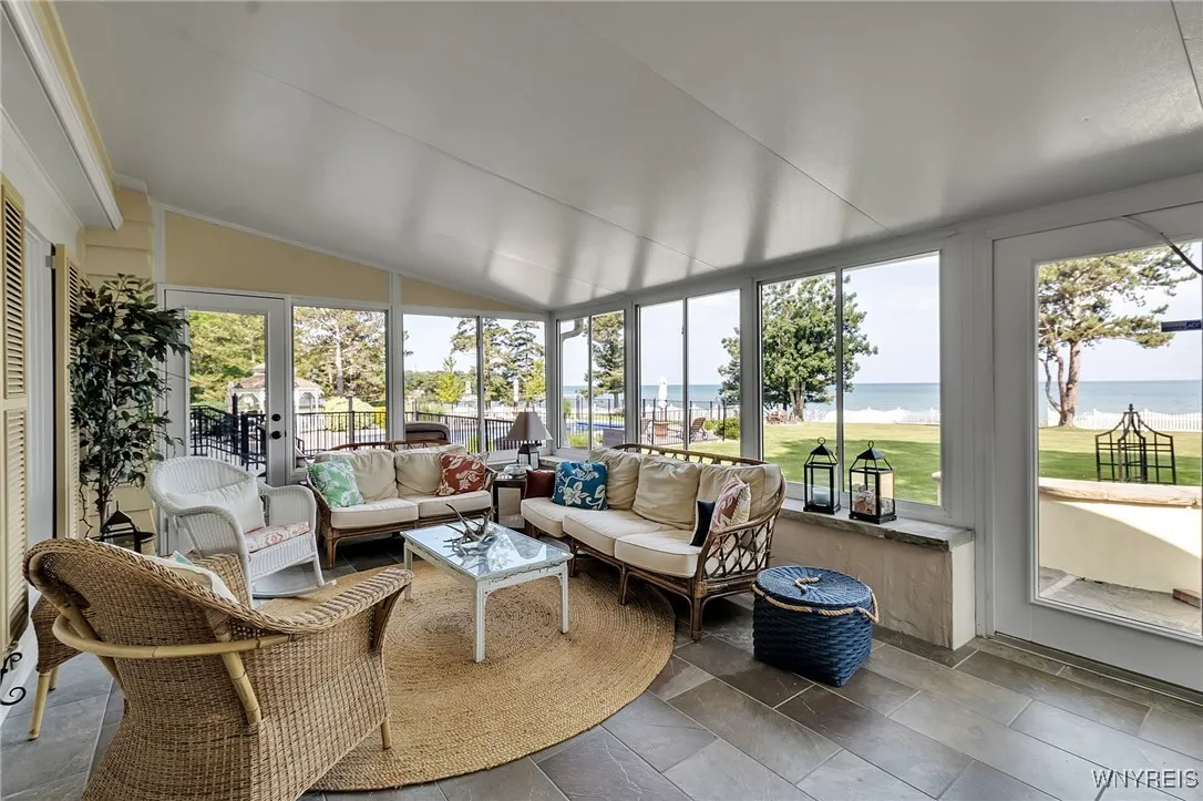 Sun room