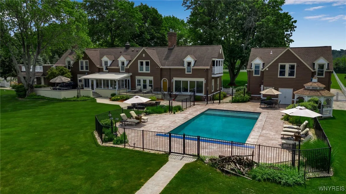 7110 Lake Shore Road, Evans, New York 14047, Evans, New York 14047, 6 Bedrooms Bedrooms, 13 Rooms Rooms,5 BathroomsBathrooms,Residential,For Sale,7110 Lake Shore Road, Evans, New York 14047,B1619866