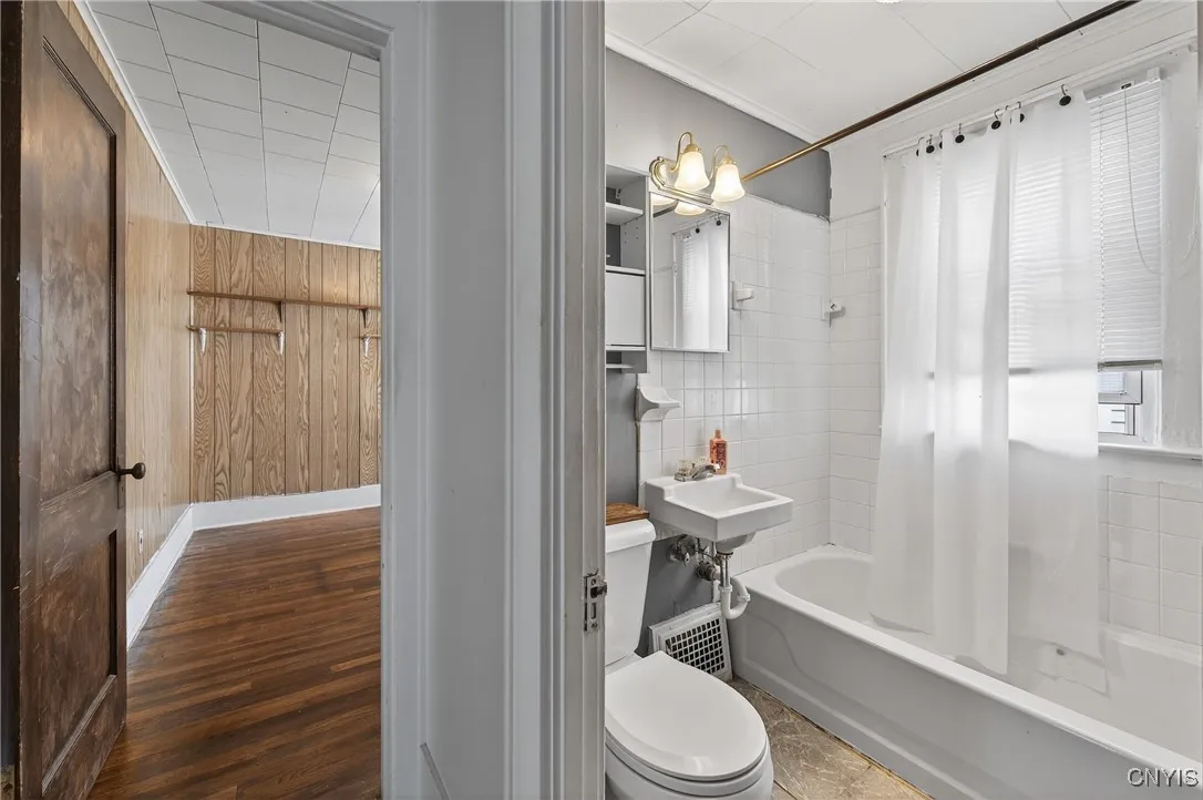 345 Wayland Road, Salina, New York 13208, Salina, New York 13208, 3 Bedrooms Bedrooms, 6 Rooms Rooms,1 BathroomBathrooms,Residential,For Sale,345 Wayland Road, Salina, New York 13208,S1621234