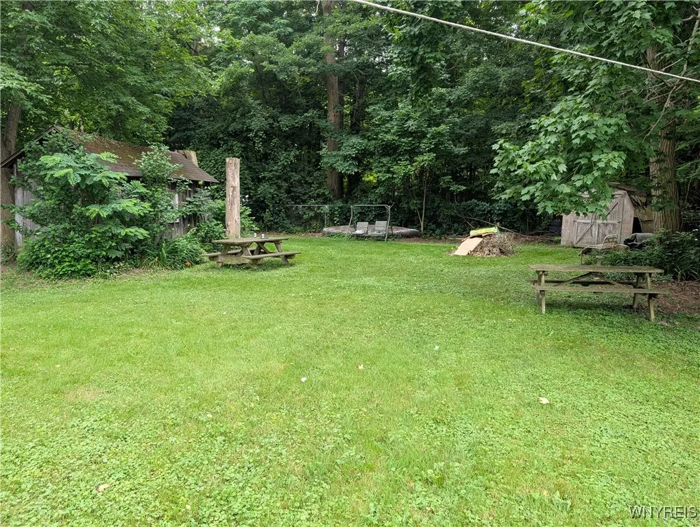 218 Sargent Road, Bennington, New York 14037, Bennington, New York 14037, 3 Bedrooms Bedrooms, ,2 BathroomsBathrooms,Residential,For Sale,218 Sargent Road, Bennington, New York 14037,B1621610