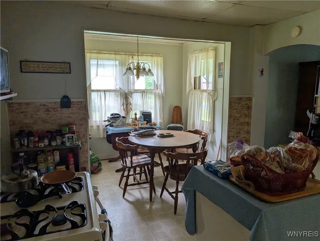 218 Sargent Road, Bennington, New York 14037, Bennington, New York 14037, 3 Bedrooms Bedrooms, ,2 BathroomsBathrooms,Residential,For Sale,218 Sargent Road, Bennington, New York 14037,B1621610