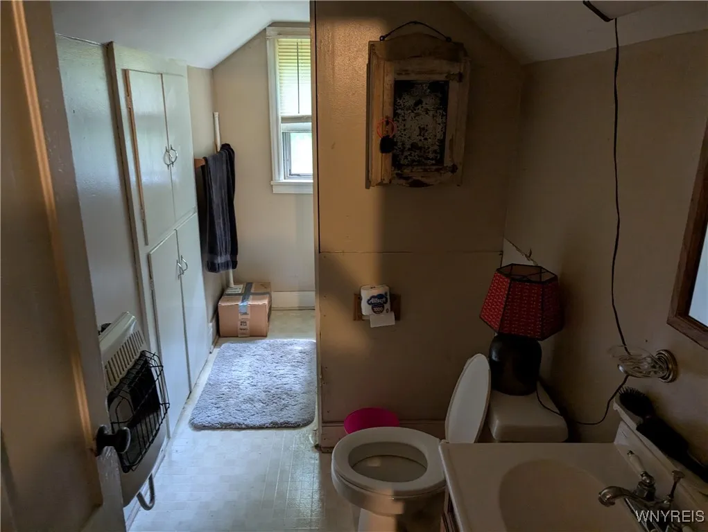 218 Sargent Road, Bennington, New York 14037, Bennington, New York 14037, 3 Bedrooms Bedrooms, ,2 BathroomsBathrooms,Residential,For Sale,218 Sargent Road, Bennington, New York 14037,B1621610