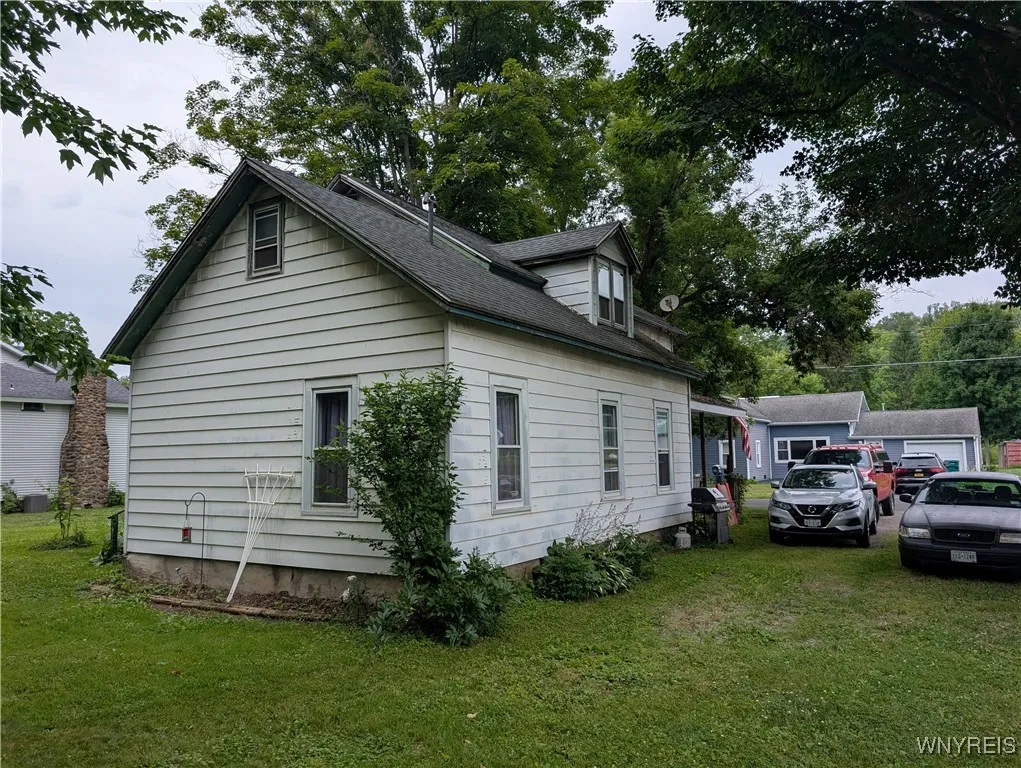 218 Sargent Road, Bennington, New York 14037, Bennington, New York 14037, 3 Bedrooms Bedrooms, ,2 BathroomsBathrooms,Residential,For Sale,218 Sargent Road, Bennington, New York 14037,B1621610