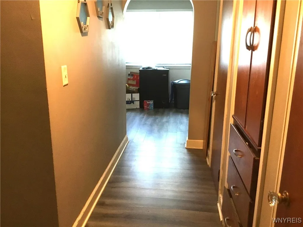 25 Fernwood Avenue, West Seneca, New York 14206, West Seneca, New York 14206, 4 Bedrooms Bedrooms, ,2 BathroomsBathrooms,Residential,For Sale,25 Fernwood Avenue, West Seneca, New York 14206,B1617629