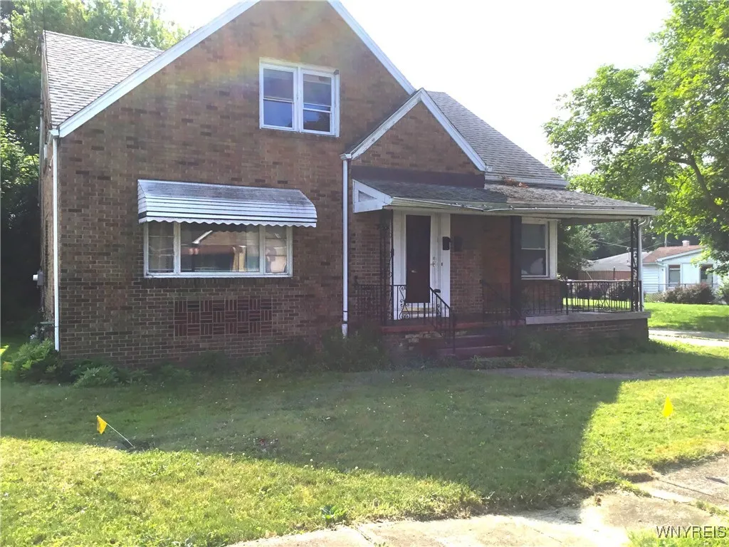 25 Fernwood Avenue, West Seneca, New York 14206, West Seneca, New York 14206, 4 Bedrooms Bedrooms, ,2 BathroomsBathrooms,Residential,For Sale,25 Fernwood Avenue, West Seneca, New York 14206,B1617629