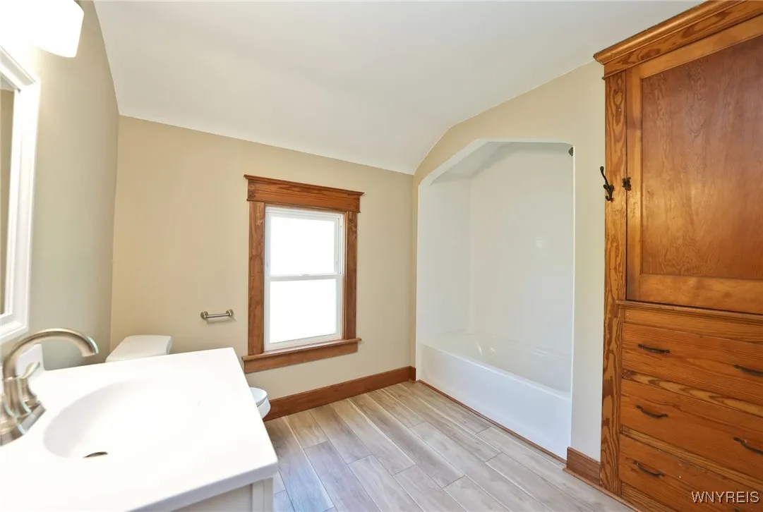 91 Verel Avenue, Lackawanna, New York 14218, Lackawanna, New York 14218, 4 Bedrooms Bedrooms, 7 Rooms Rooms,1 BathroomBathrooms,Residential,For Sale,91 Verel Avenue, Lackawanna, New York 14218,B1621901