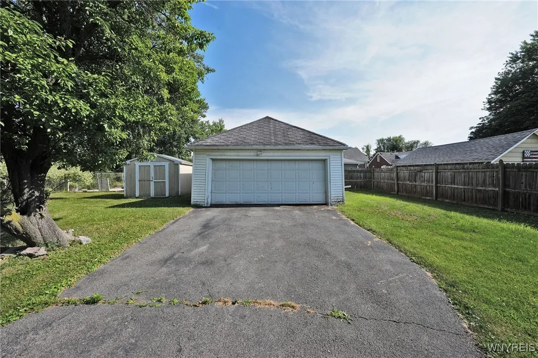 91 Verel Avenue, Lackawanna, New York 14218, Lackawanna, New York 14218, 4 Bedrooms Bedrooms, 7 Rooms Rooms,1 BathroomBathrooms,Residential,For Sale,91 Verel Avenue, Lackawanna, New York 14218,B1621901