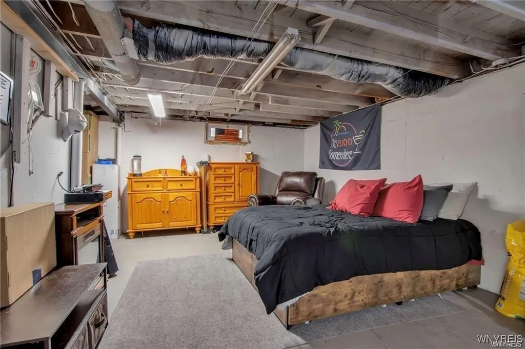 40 Remington Place, Buffalo, New York 14210, Buffalo, New York 14210, 3 Bedrooms Bedrooms, 7 Rooms Rooms,1 BathroomBathrooms,Residential,For Sale,40 Remington Place, Buffalo, New York 14210,B1621898