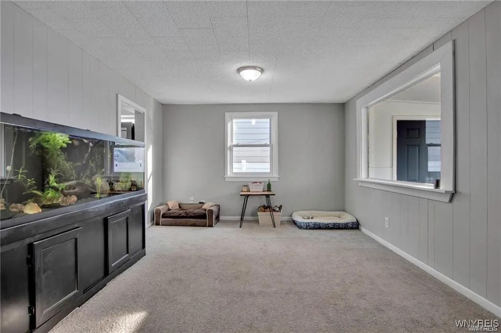 40 Remington Place, Buffalo, New York 14210, Buffalo, New York 14210, 3 Bedrooms Bedrooms, 7 Rooms Rooms,1 BathroomBathrooms,Residential,For Sale,40 Remington Place, Buffalo, New York 14210,B1621898