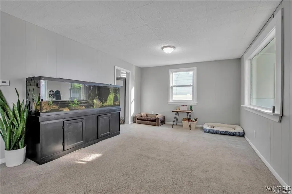 40 Remington Place, Buffalo, New York 14210, Buffalo, New York 14210, 3 Bedrooms Bedrooms, 7 Rooms Rooms,1 BathroomBathrooms,Residential,For Sale,40 Remington Place, Buffalo, New York 14210,B1621898