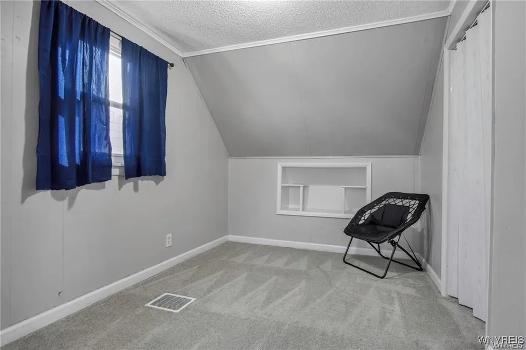 40 Remington Place, Buffalo, New York 14210, Buffalo, New York 14210, 3 Bedrooms Bedrooms, 7 Rooms Rooms,1 BathroomBathrooms,Residential,For Sale,40 Remington Place, Buffalo, New York 14210,B1621898